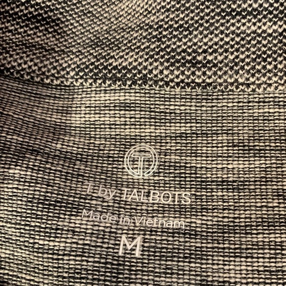 Women’s size medium Talbot’s textured black/white athleticwear jacket fun collar - Picture 7 of 8